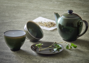 【コラム】SDGs食器の取り組み事例のご紹介➁ 「Re:Green Tea」